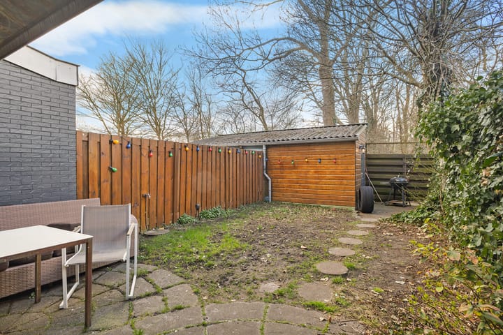 Photo 35 of De Weer 1-C