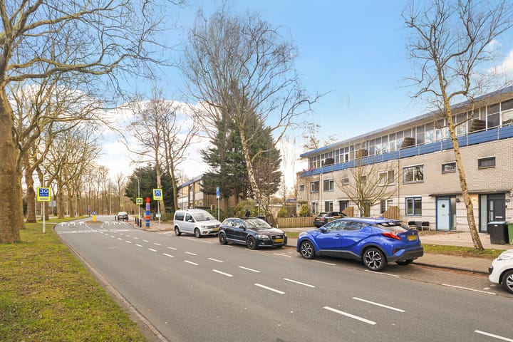 Photo 36 of De Weer 1-C