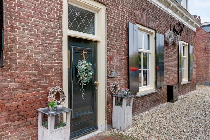 Dorpsstraat 7
