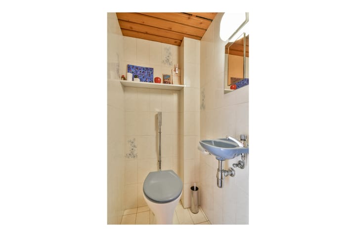 Photo 25 of Julianaweg 8