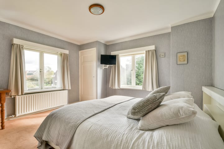 Photo 27 of Julianaweg 8