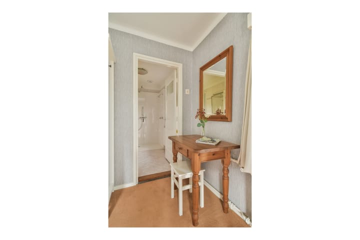 Photo 34 of Julianaweg 8