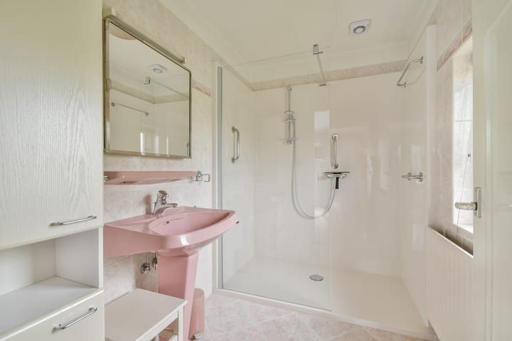 Photo 35 of Julianaweg 8