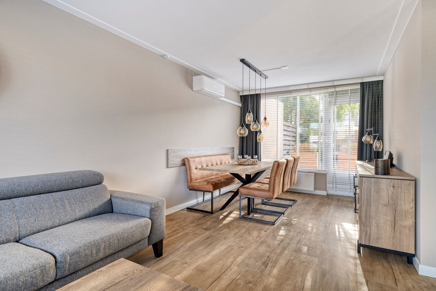 Foto 14 van Jan Luykenstraat 8