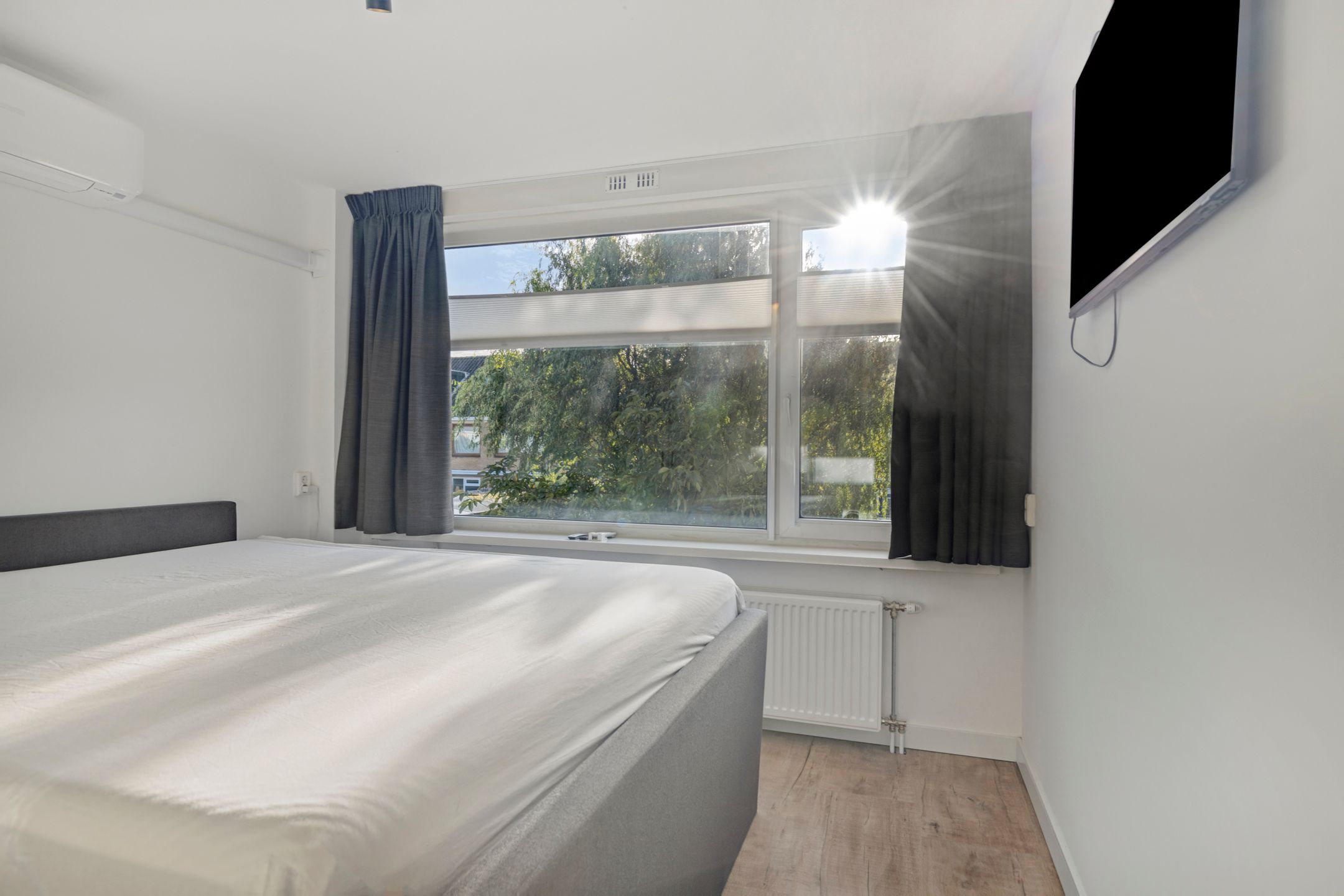 Foto 24 van Jan Luykenstraat 8