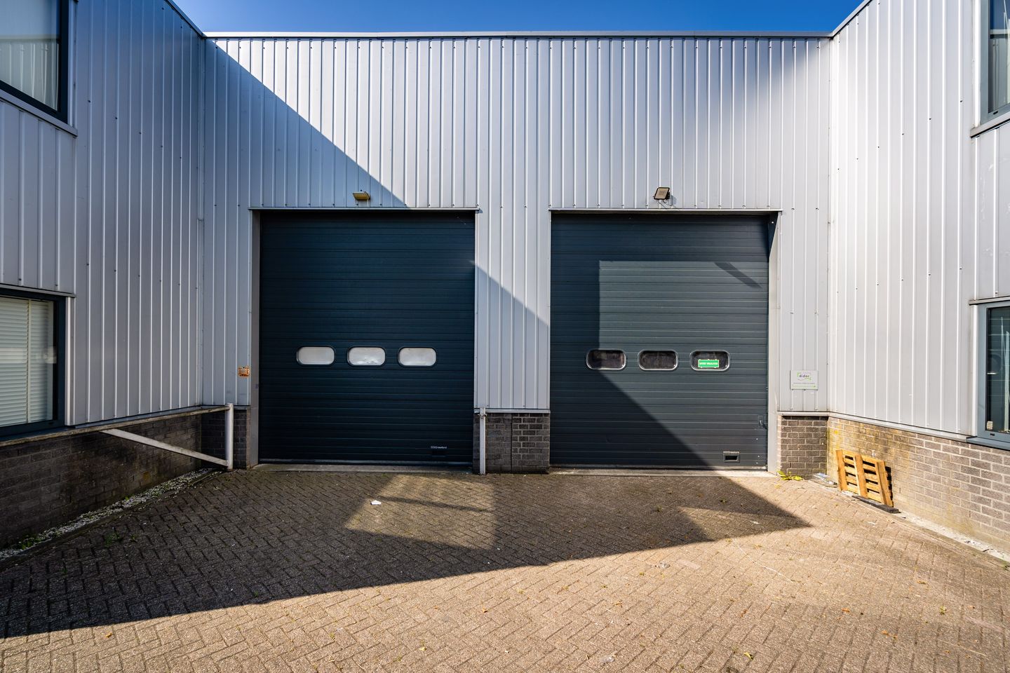 Bekijk foto 2 van Platinastraat 79