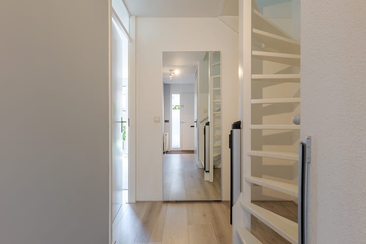 Foto 9 van Kleimos 42