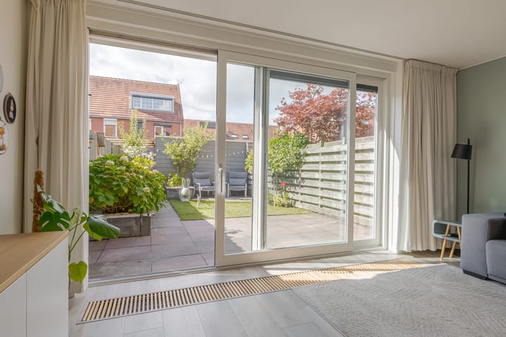 Foto 23 van Kleimos 42