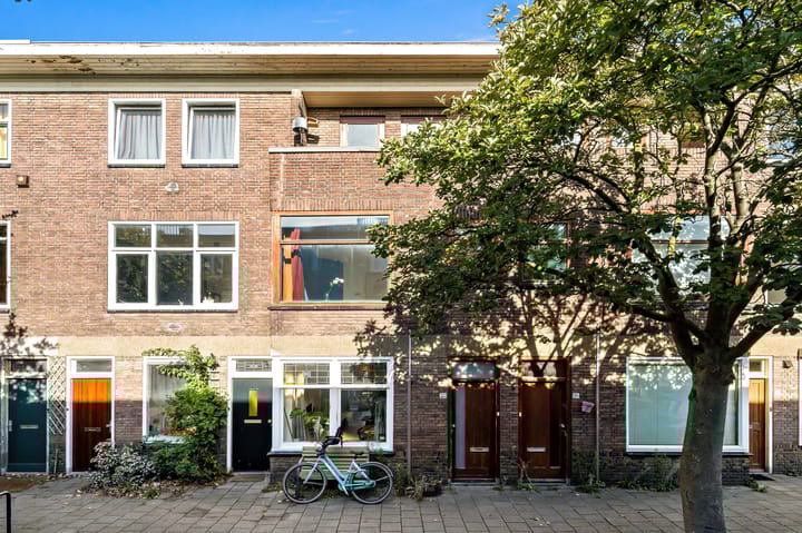 Isaäk Hoornbeekstraat 38