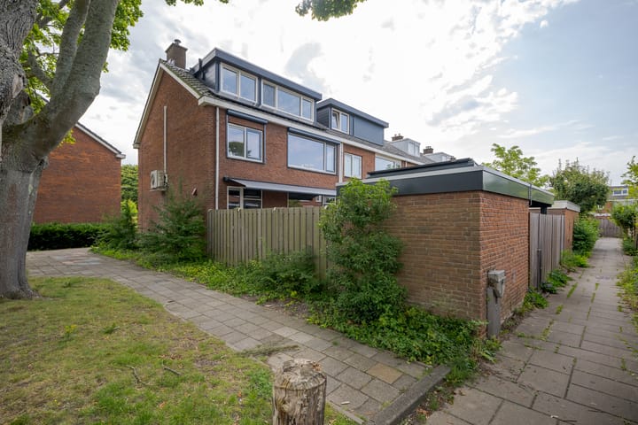 Photo 46 of Jan van Brakelplantsoen 10