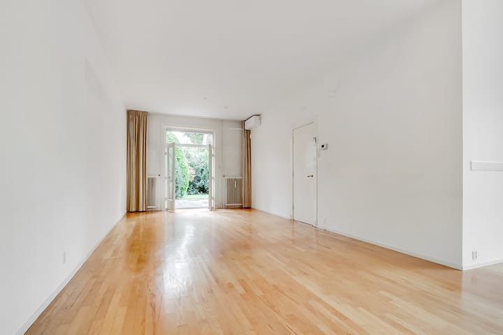 Foto 2 van Borneolaan 12