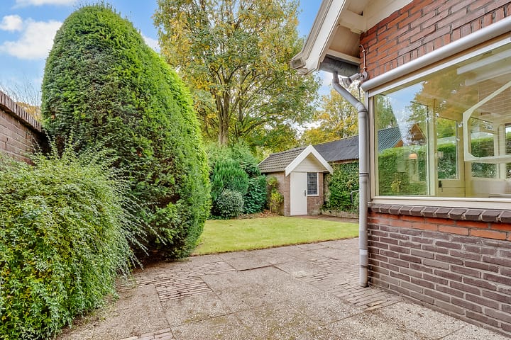 Foto 18 van Borneolaan 12