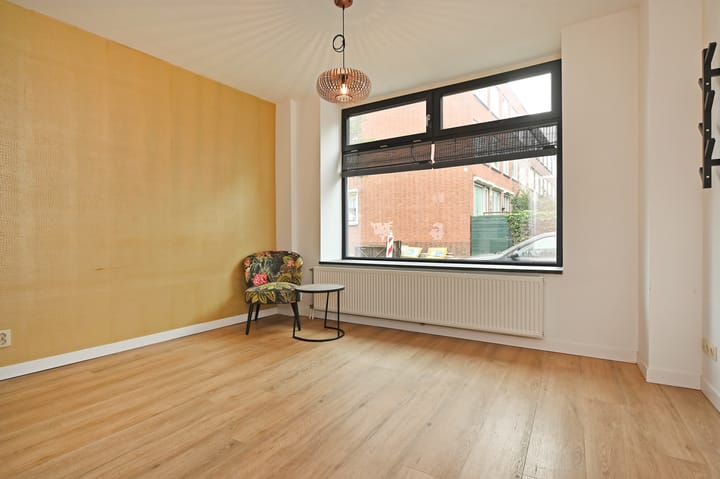 Foto 8 van Russischestraat 110