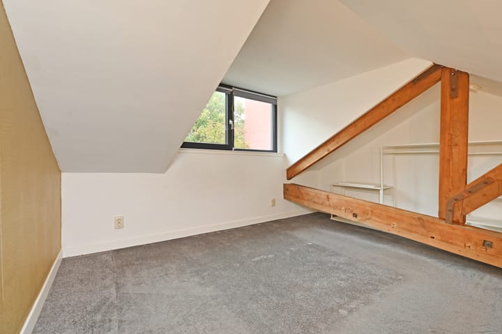 Foto 24 van Russischestraat 110