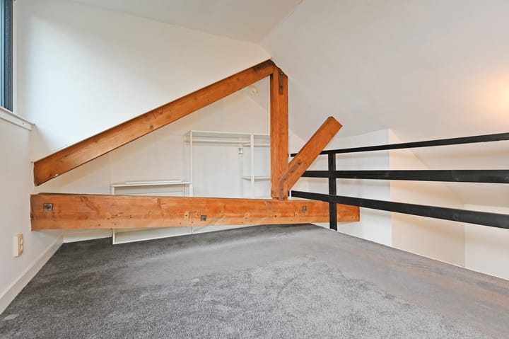 Foto 25 van Russischestraat 110