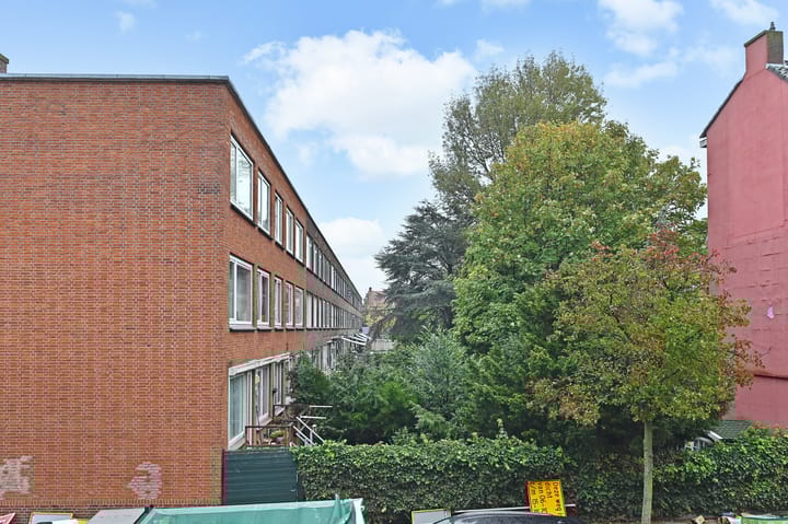 Foto 50 van Russischestraat 110