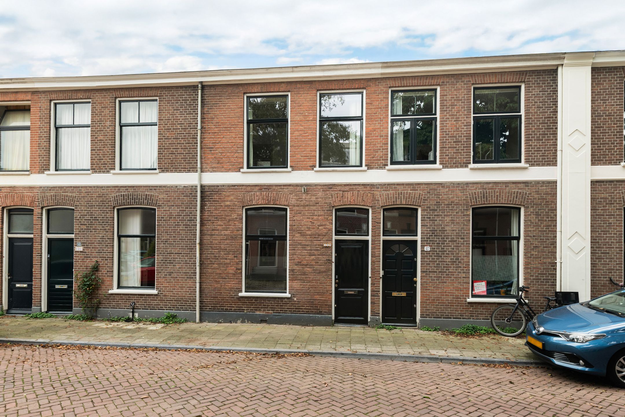 Photo 39 of Gildstraat 129