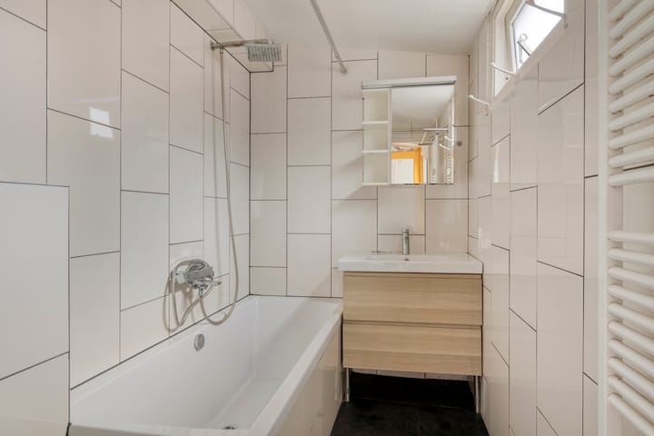 Foto 21 van Tuinlaantje 2-I