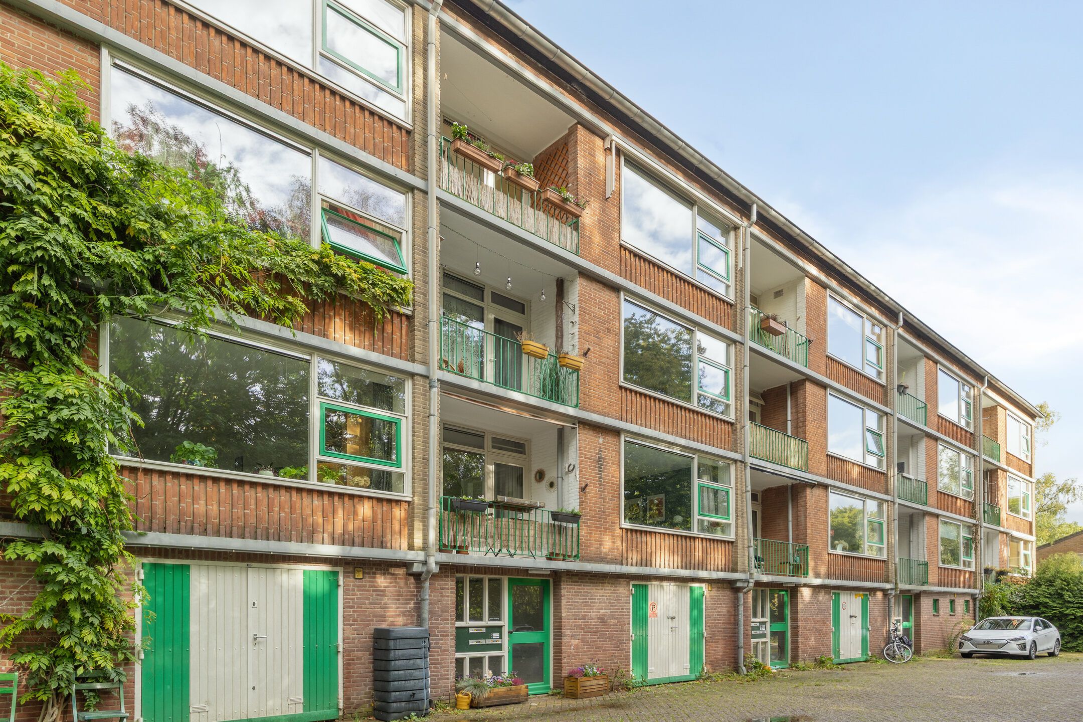 Foto 27 van Surinamelaan 99-C