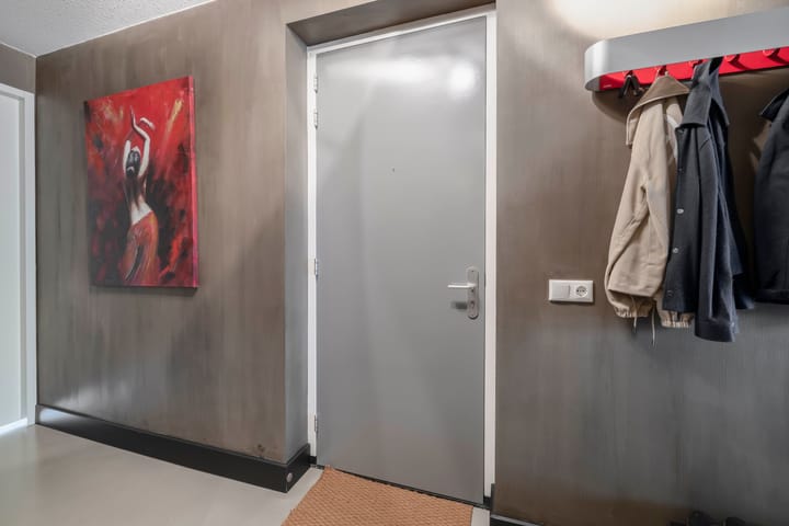 Photo 8 of Zijdebalenstraat 15