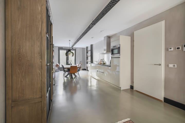 Photo 13 of Zijdebalenstraat 15