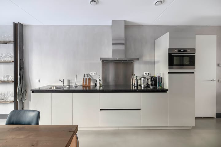 Photo 15 of Zijdebalenstraat 15