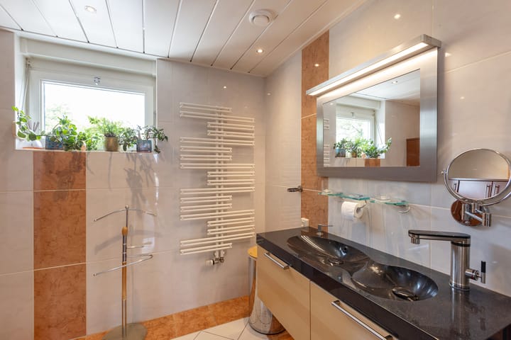 Foto 15 van Den Koem 94