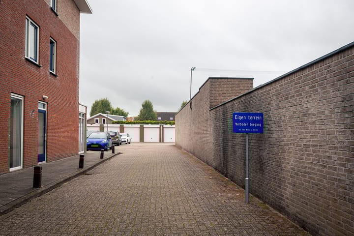 Photo 24 of St. Anthoniusstraat 1-04