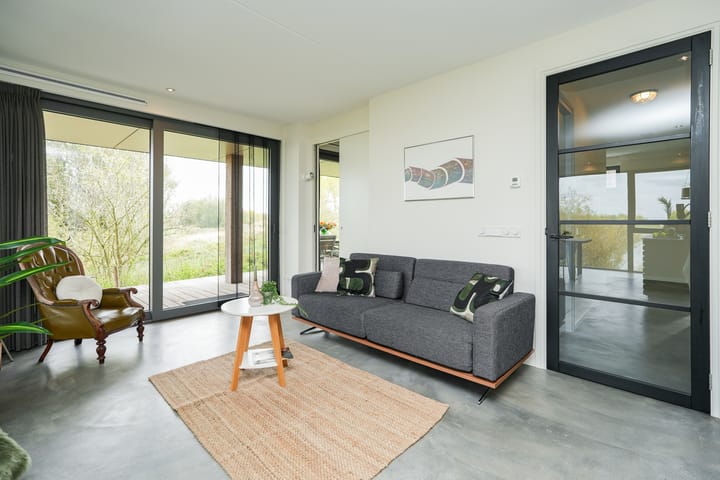 Foto 23 van Dijk 8-A