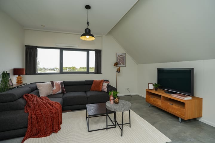 Foto 35 van Dijk 8-A