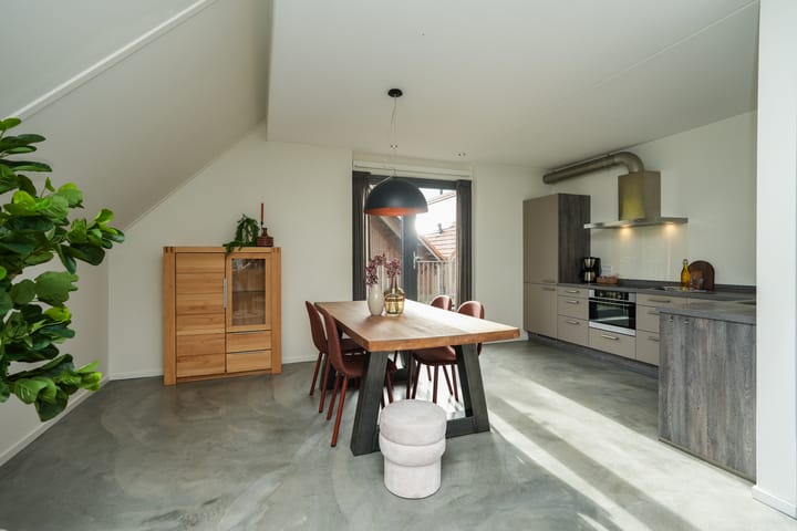 Foto 38 van Dijk 8-A