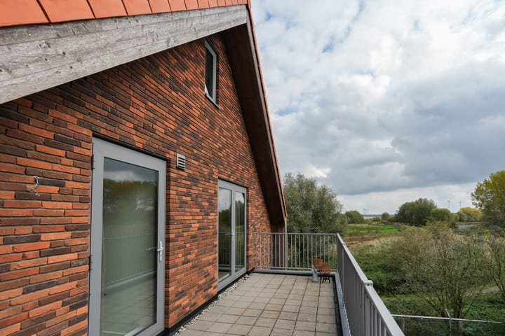 Foto 44 van Dijk 8-A