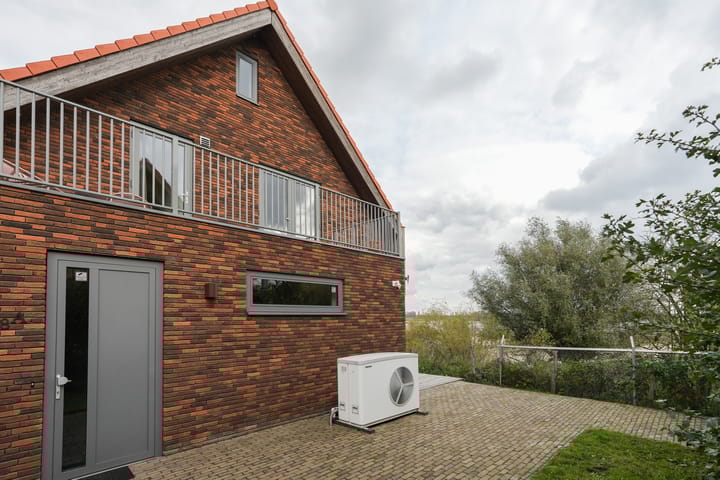 Foto 62 van Dijk 8-A