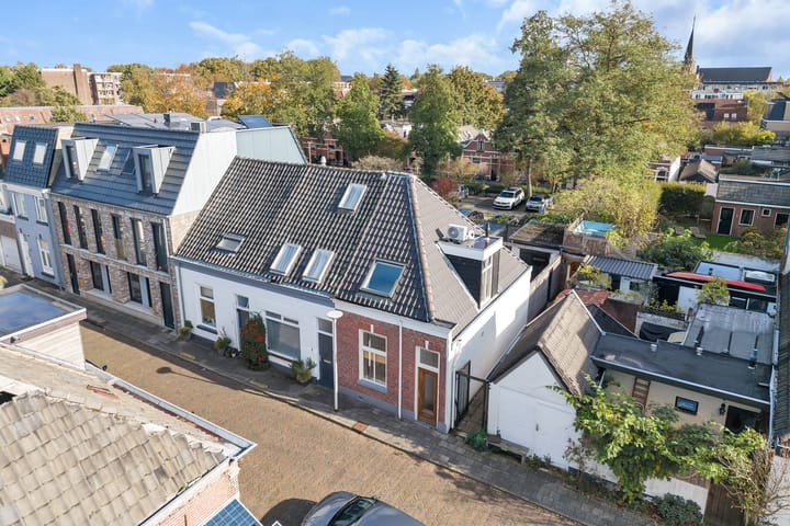 Foto 3 van Eerste Weidjesstraat 2