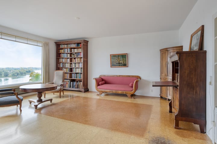 Photo 7 of Utrechtseweg 145-56