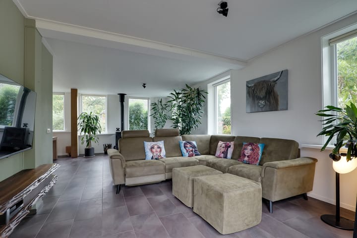 Photo 6 of Hoofdstraat 16