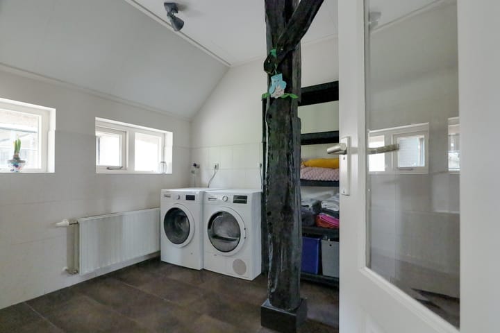 Photo 12 of Hoofdstraat 16