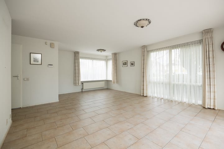 Foto 11 van De Kruisboog 16