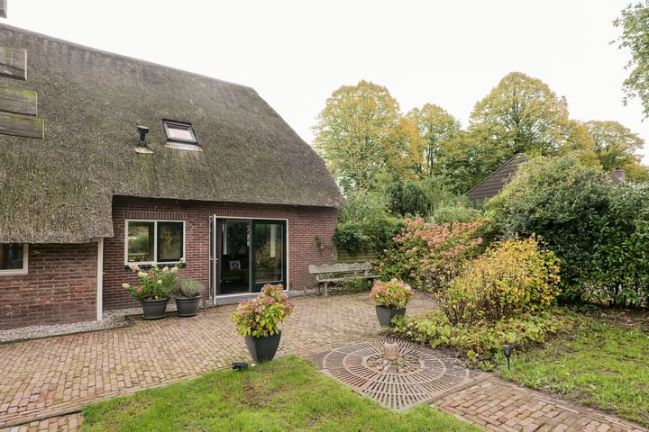 Photo 31 of Hoofdstraat 16