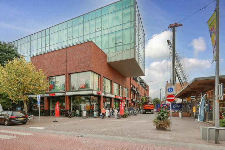 Photo 23 of Marktplein 23-M