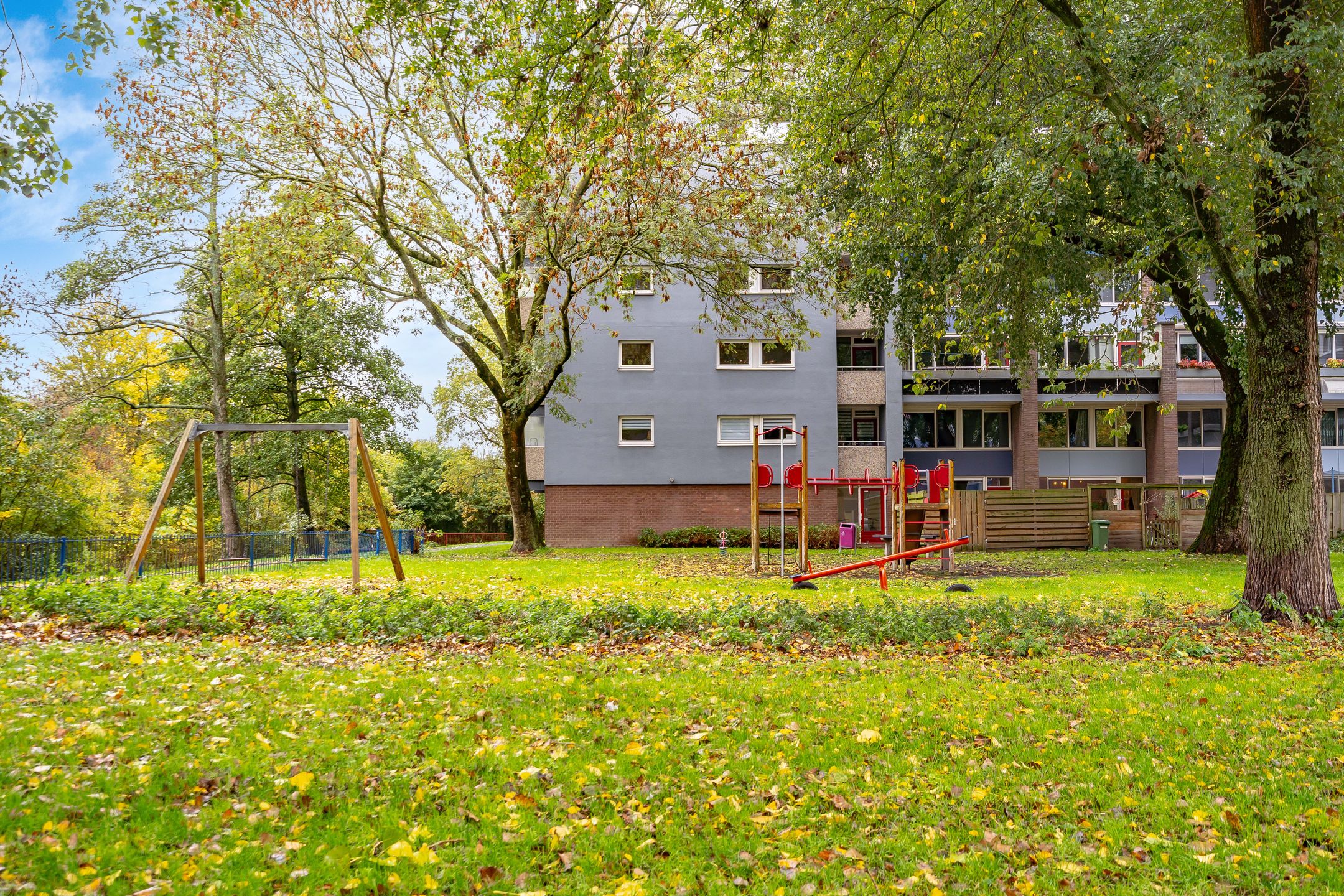 Foto 42 van Lijsterbesstraat 222