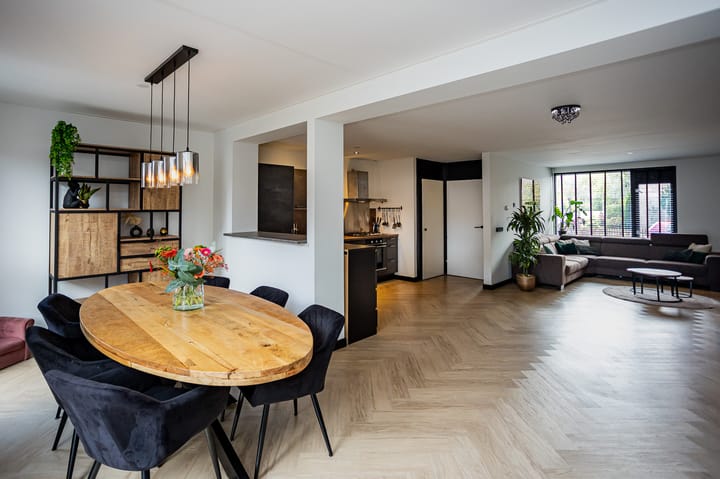 Photo 10 of Malvert 2639