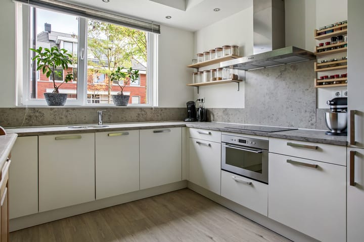 Photo 12 of Kometenlaan 16