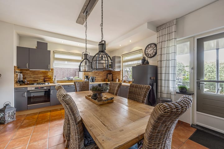 Foto 13 van Grotestraat 1