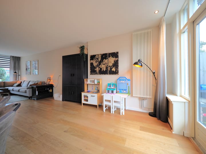 Foto 13 van L. van Deijsselstraat 8