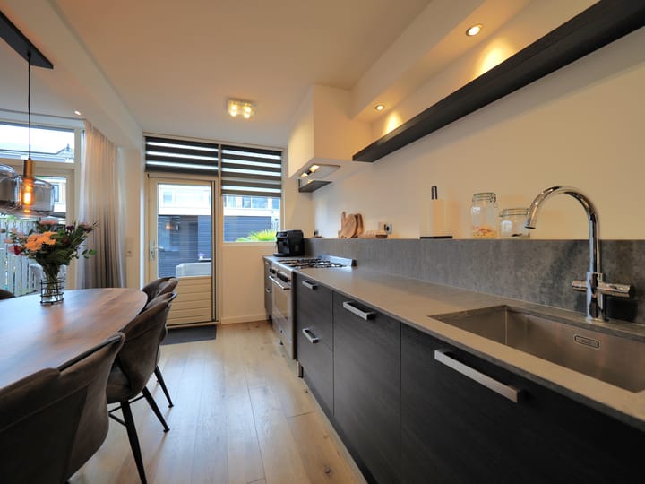 Foto 20 van L. van Deijsselstraat 8