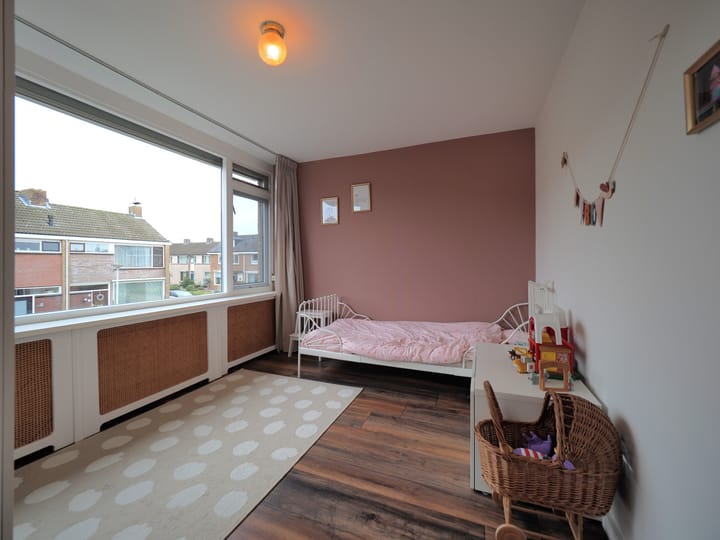 Foto 27 van L. van Deijsselstraat 8