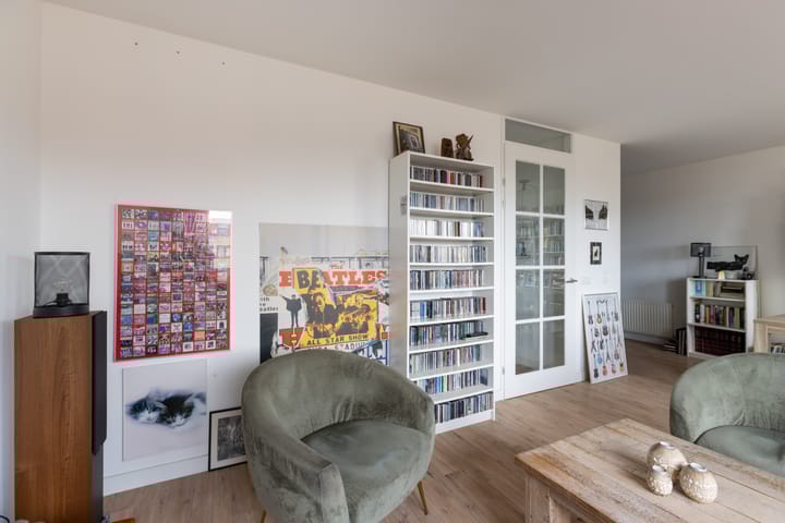 Photo 18 of Avenue Carré 202