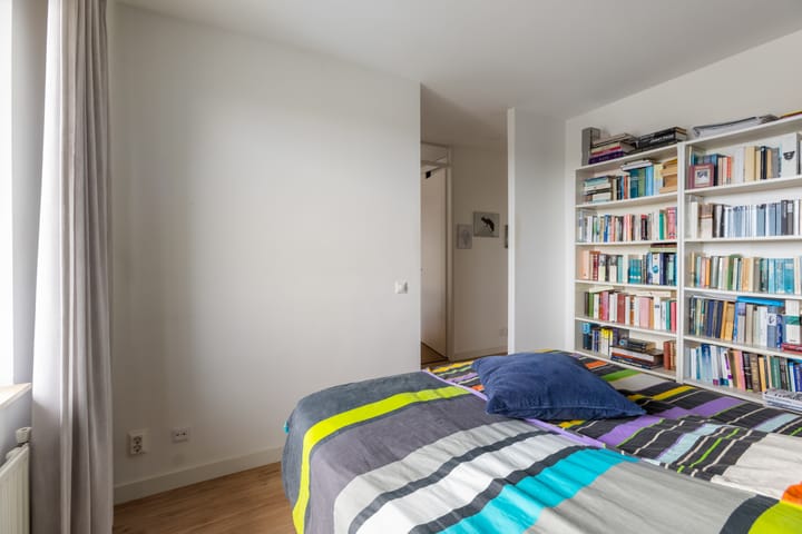 Photo 23 of Avenue Carré 202