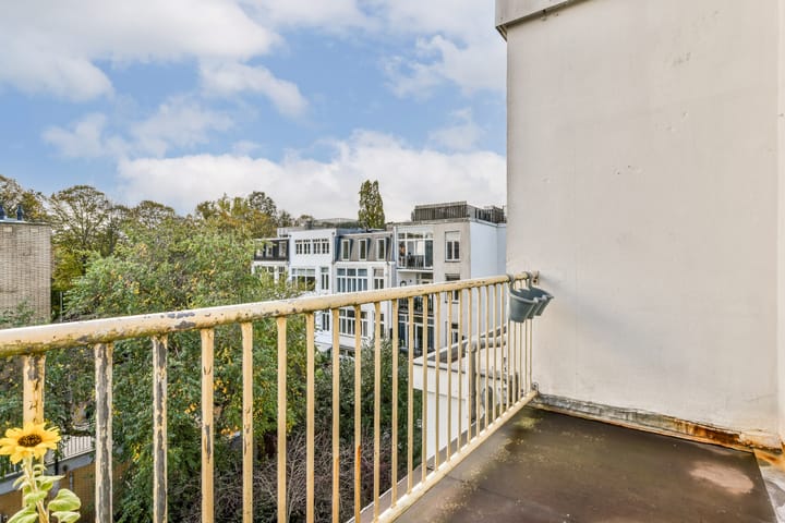 Photo 11 of Zacharias Jansestraat 25-3